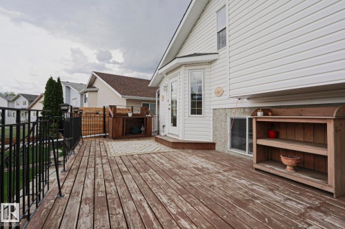 7716 154 Avenue, Edmonton, AB 
