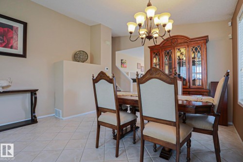 7716 154 Avenue, Edmonton, AB 