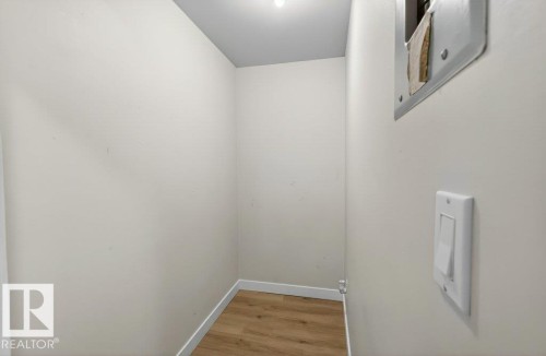 Image quality insufficient for description - 103 10620 104 Street Nw, Edmonton, AB 