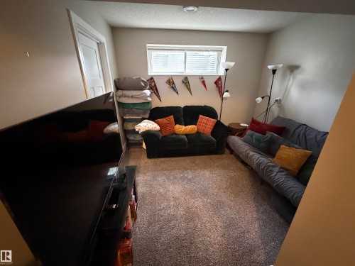 10914 71 Avenue, Edmonton, AB 