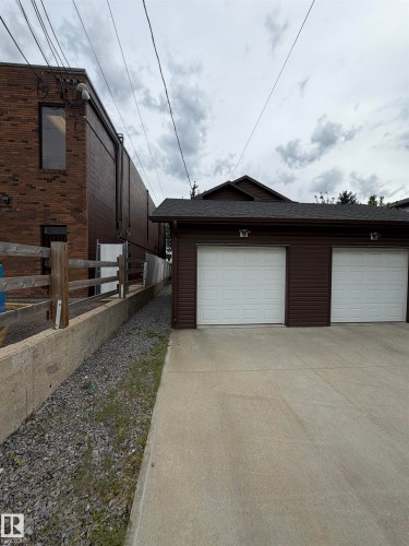 10914 71 Avenue, Edmonton, AB 