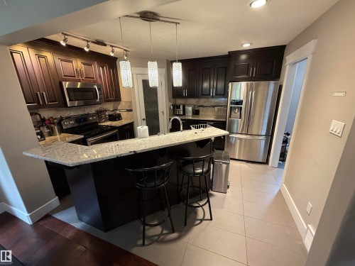10914 71 Avenue, Edmonton, AB 