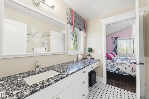 2516 Cameron Ravine Landing Landing, Edmonton, AB 