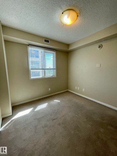 205 9707 106 Street, Edmonton, AB 
