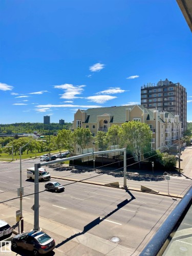 205 9707 106 Street, Edmonton, AB 