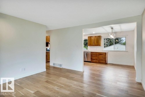 16200 104 Avenue Nw, Edmonton, AB 