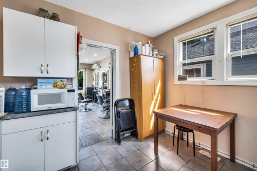 11722 81 Street, Edmonton, AB 