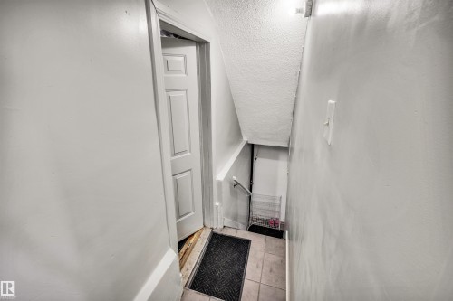 11722 81 Street, Edmonton, AB 