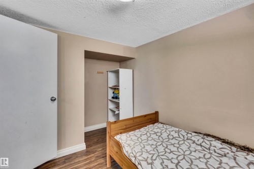 11722 81 Street, Edmonton, AB 