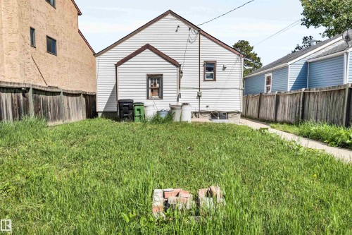 11722 81 Street, Edmonton, AB 