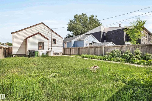 11722 81 Street, Edmonton, AB 