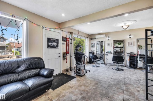 11722 81 Street, Edmonton, AB 