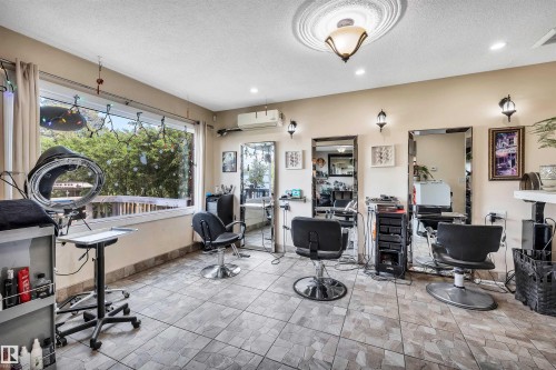 11722 81 Street, Edmonton, AB 