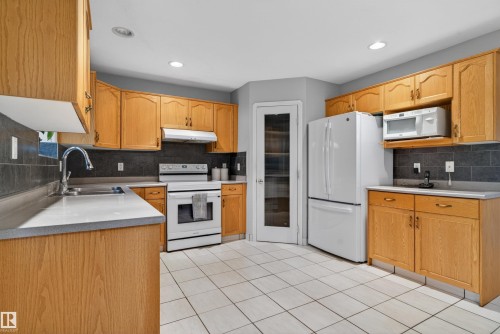 2839 151A Avenue, Edmonton, AB 