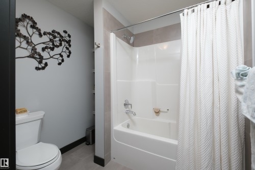 4 George Landing, Spruce Grove, AB 