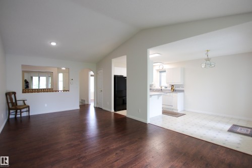 3 9420 172 Street, Edmonton, AB 