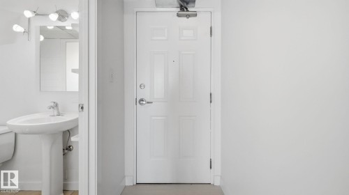 1707 10024 Jasper Avenue, Edmonton, AB 