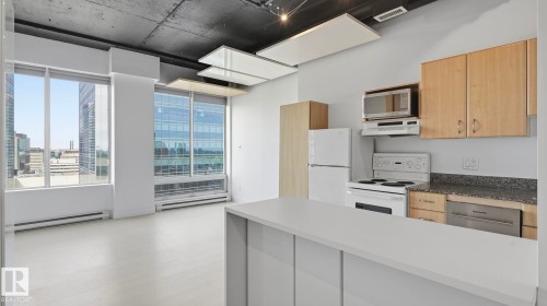 1707 10024 Jasper Avenue, Edmonton, AB 