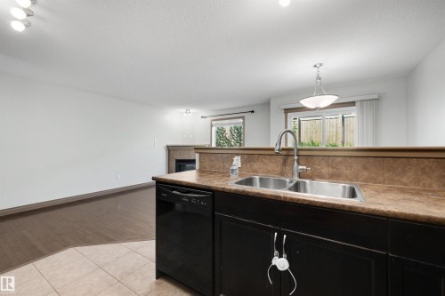 21 5120 164 Avenue, Edmonton, AB 
