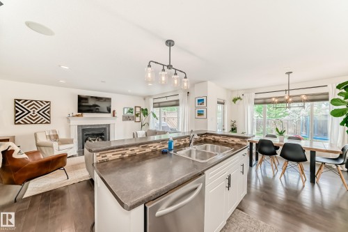 732 172 Street, Edmonton, AB 