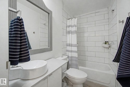 15771 106A Avenue, Edmonton, AB 