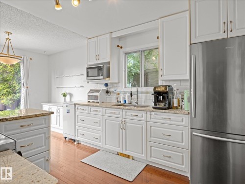 10805 20 Avenue, Edmonton, AB 
