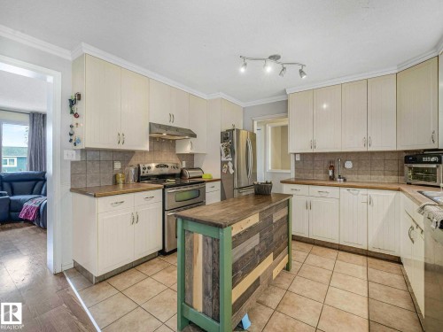 4902 52 Avenue, Beaumont, AB 