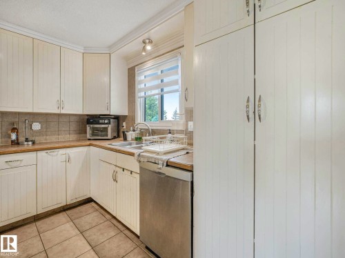 4902 52 Avenue, Beaumont, AB 