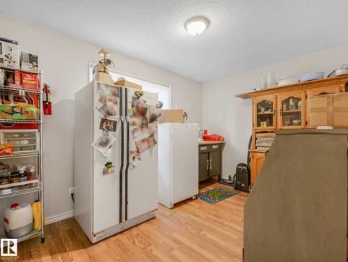 4902 52 Avenue, Beaumont, AB 