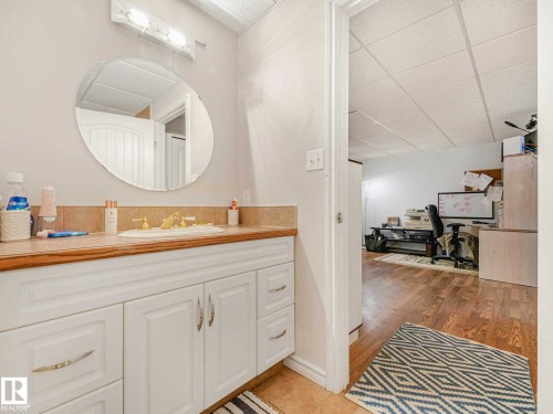 4902 52 Avenue, Beaumont, AB 