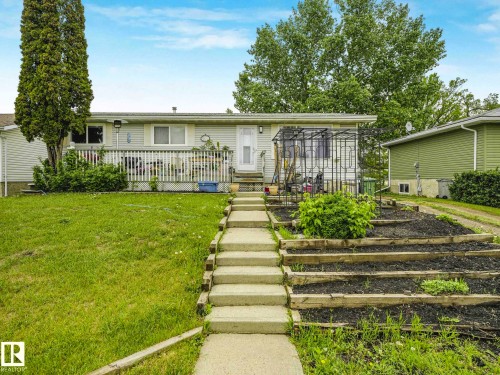 4902 52 Avenue, Beaumont, AB 