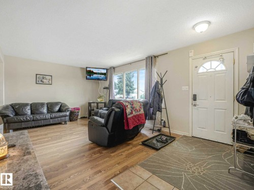 4902 52 Avenue, Beaumont, AB 