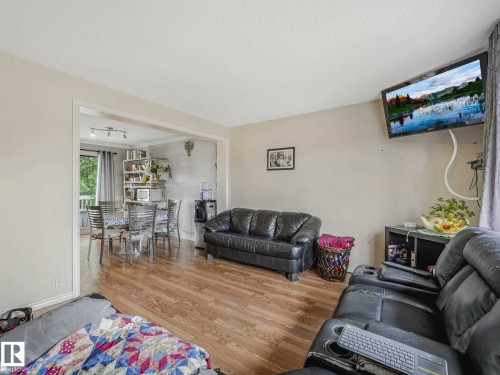 4902 52 Avenue, Beaumont, AB 
