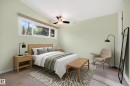 15302 76 Av, Edmonton, AB 