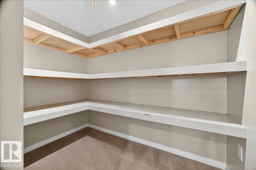 15302 76 Av, Edmonton, AB 