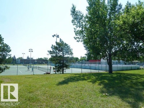 15302 76 Av, Edmonton, AB 