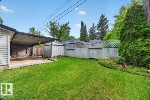15302 76 Av, Edmonton, AB 