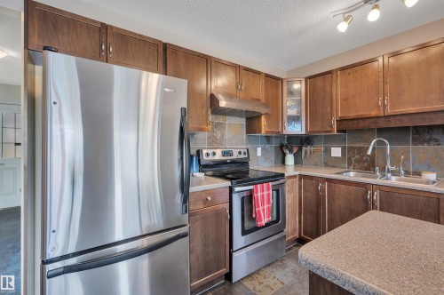 5819 8 Avenue, Edmonton, AB 