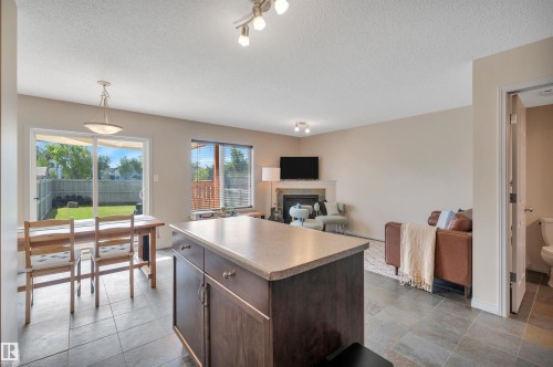 5819 8 Avenue, Edmonton, AB 
