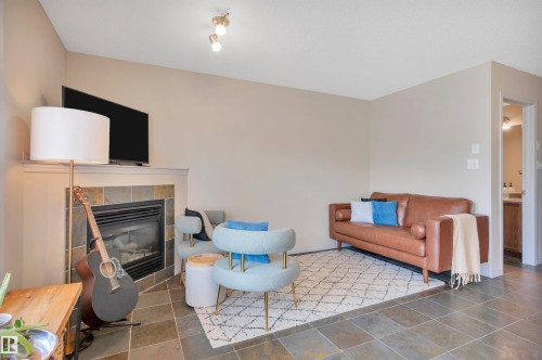 5819 8 Avenue, Edmonton, AB 