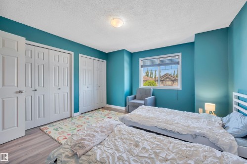 5819 8 Avenue, Edmonton, AB 