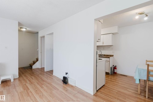 Corridor - 4 14310 80 Street, Edmonton, AB 