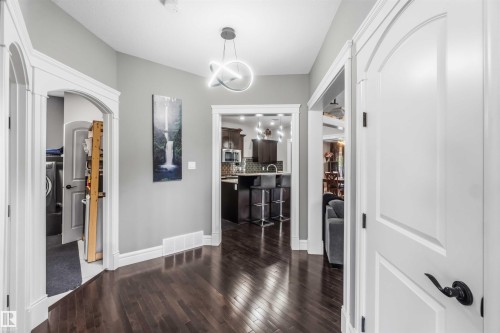 247 Ambleside Drive, Edmonton, AB - Indoor Photo Showing Other Room