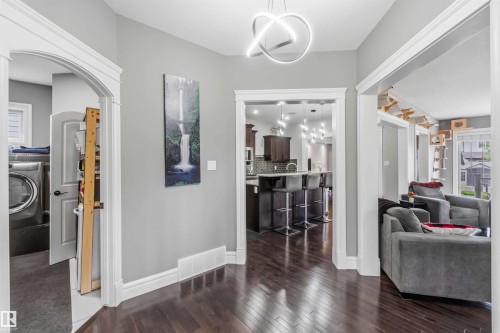 247 Ambleside Drive, Edmonton, AB - Indoor Photo Showing Other Room