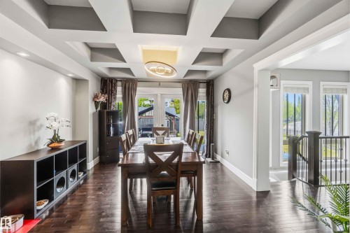 247 Ambleside Drive, Edmonton, AB - Indoor Photo Showing Dining Room