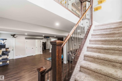 247 Ambleside Drive, Edmonton, AB - Indoor Photo Showing Other Room