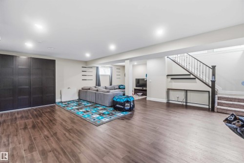 247 Ambleside Drive, Edmonton, AB - Indoor