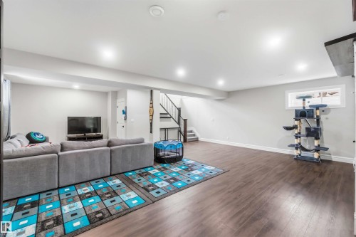 247 Ambleside Drive, Edmonton, AB - Indoor