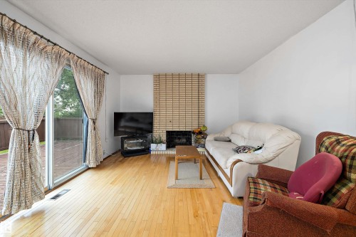 6816 40 Avenue, Edmonton, AB 