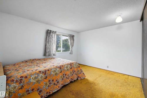 6816 40 Avenue, Edmonton, AB 